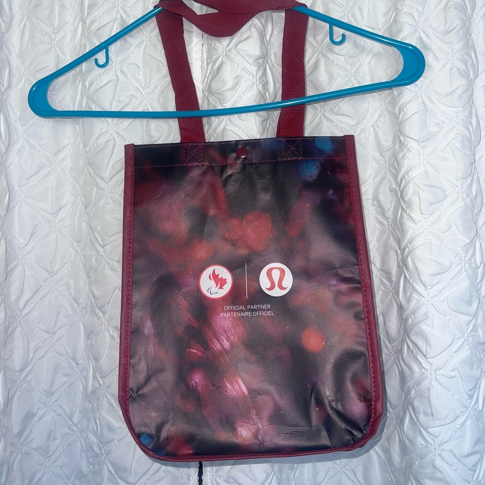 Lululemon Canada Olympics tote bag limited edition